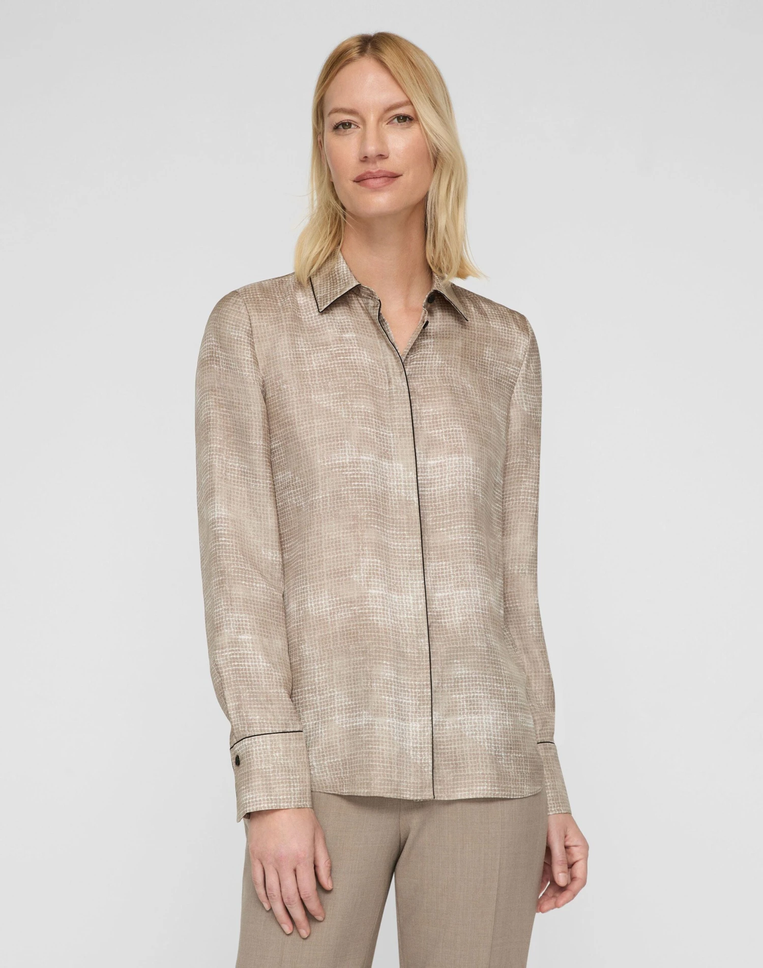Diffused Houndstooth Print Silk Twill Button Blouse 4 Diffused Houndstooth Print Silk Twill Button Blouse - Image 2