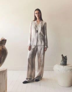 Washed Glaze Print Silk Twill V-Neck Blouse 13 Washed Glaze Print Silk Twill V-Neck Blouse -Urban Chic Wear Store mbfg7v 2c86 pearl multi elevated