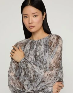 Speckled Glaze Print Georgette Gathered Blouse -Urban Chic Wear Store mbfl8r 2c90 pearl multi detail