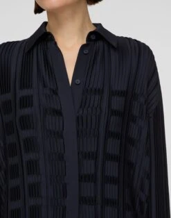Recycled Satin Basketweave Plissé Blouse -Urban Chic Wear Store mbfm9r 1r84 ink detail