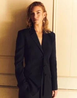 Responsible Finesse Crepe Three Button Blazer -Urban Chic Wear Store mjdk9h 6147 black elevated priority hover