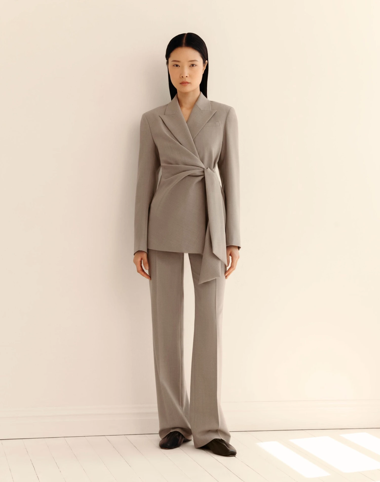 Responsible Stretch Wool Slim Wrap Blazer 7 Responsible Stretch Wool Slim Wrap Blazer - Image 5