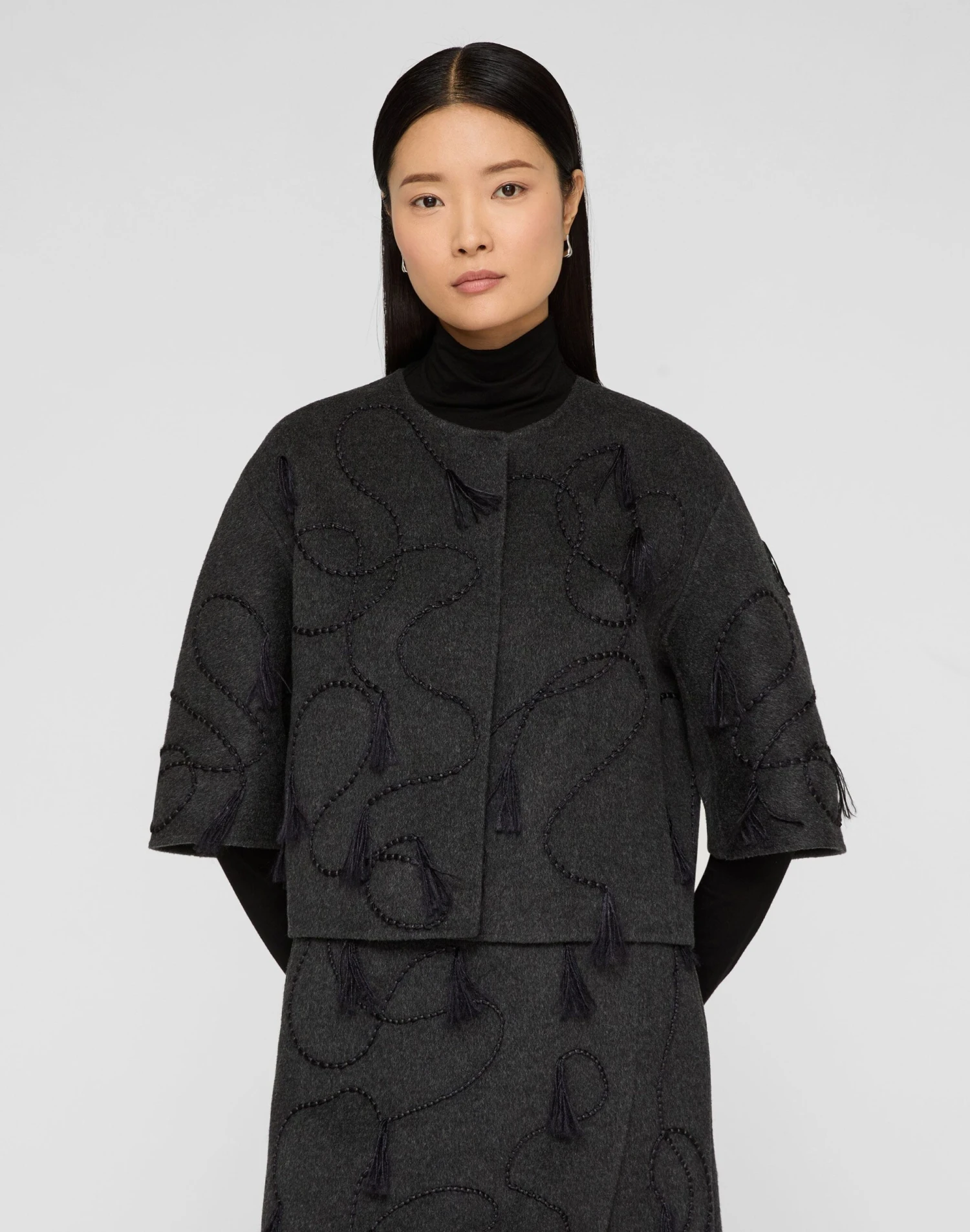 Hand Embroidered Tassel Wool-Cashmere Double Face Jacket 4 Hand Embroidered Tassel Wool-Cashmere Double Face Jacket - Image 2