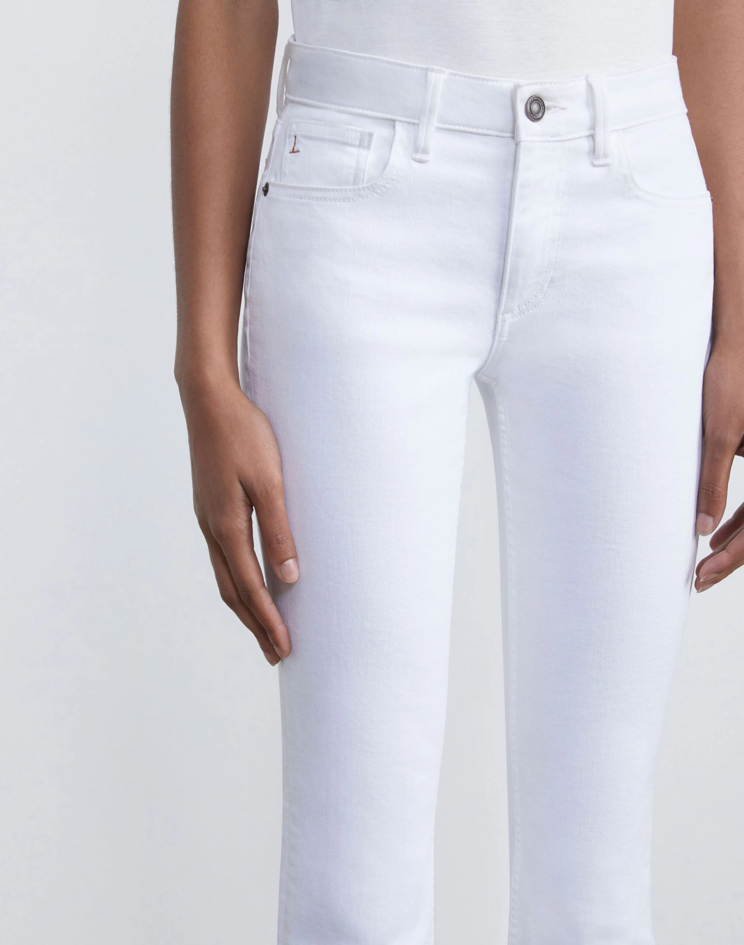 L148 Denim Mercer Kick-Flare Jean 5 L148 Denim Mercer Kick-Flare Jean - Image 3