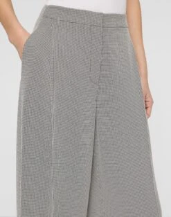 Fluid Houndstooth Jacquard Cooper Pleated Barrel Leg Ankle Pant -Urban Chic Wear Store mpe72r 2d05 black multi detail