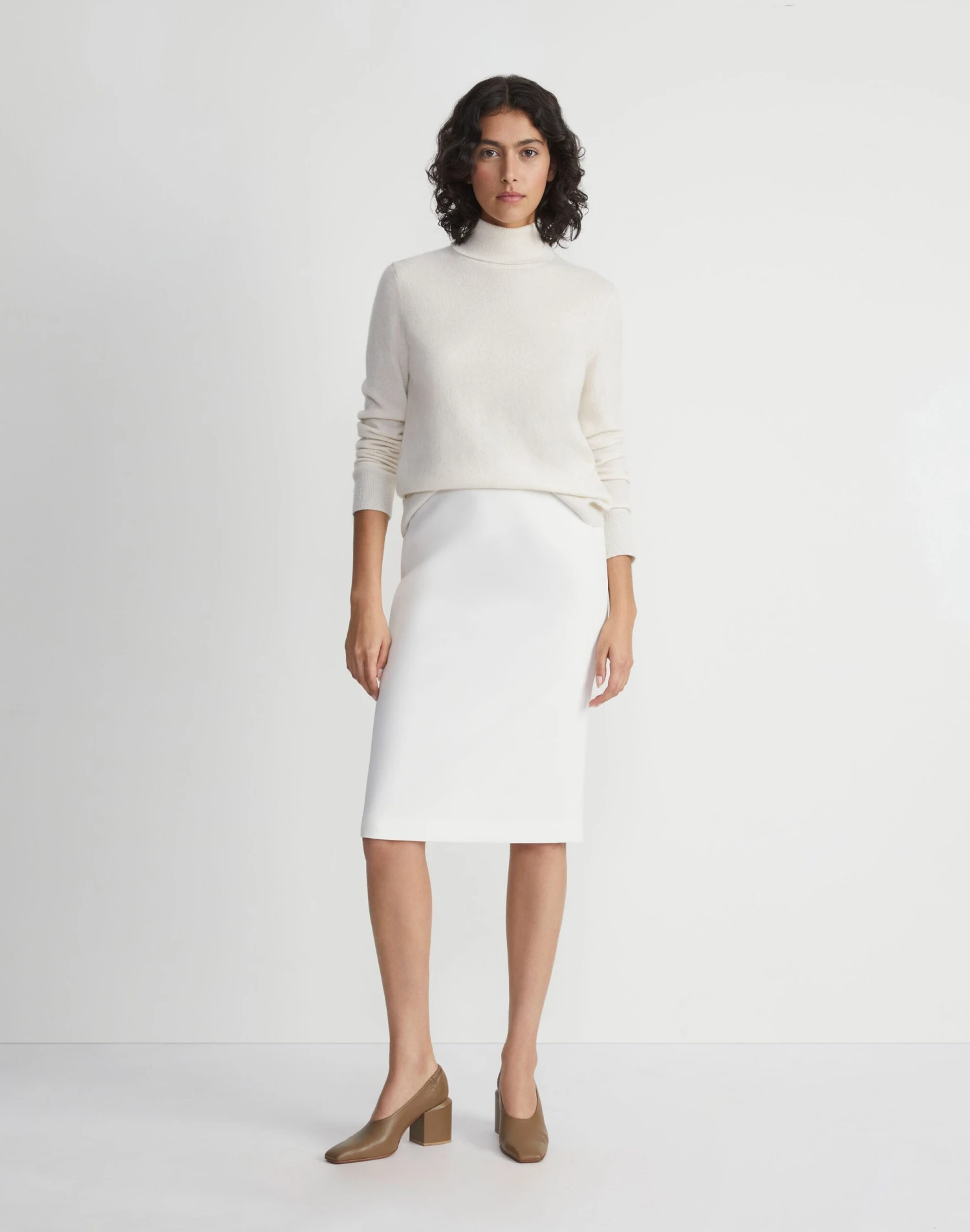 Finesse Crepe Pencil Skirt 6 Finesse Crepe Pencil Skirt - Image 4